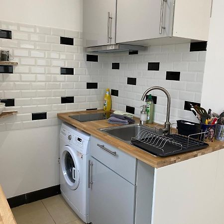 파리 Large And Unique Souplex 60Sqm, Well Located 아파트 외부 사진