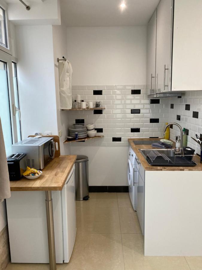 파리 Large And Unique Souplex 60Sqm, Well Located 아파트 외부 사진